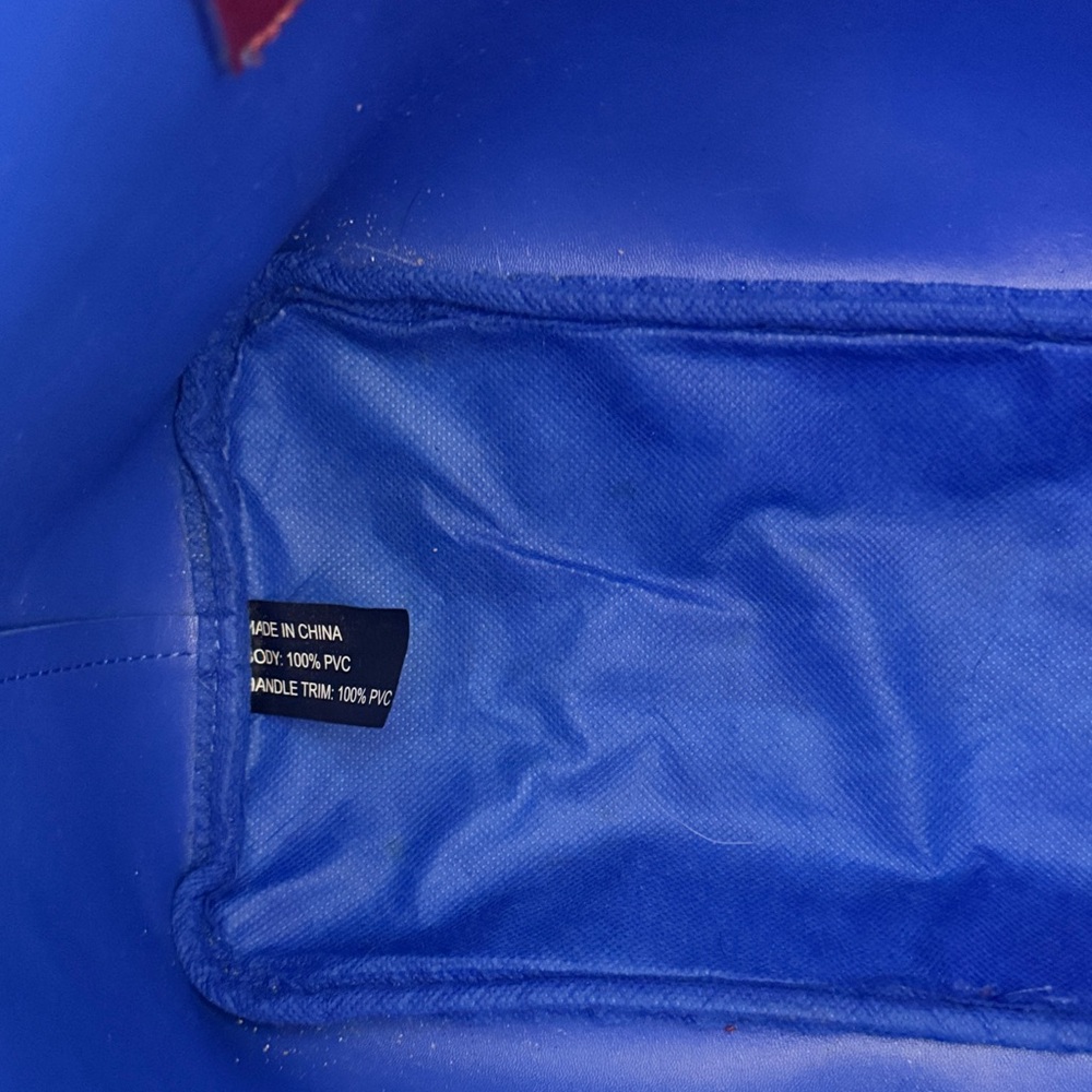 Oscar de la Renta Tote & Silk Scarf - Picture 11 of 15